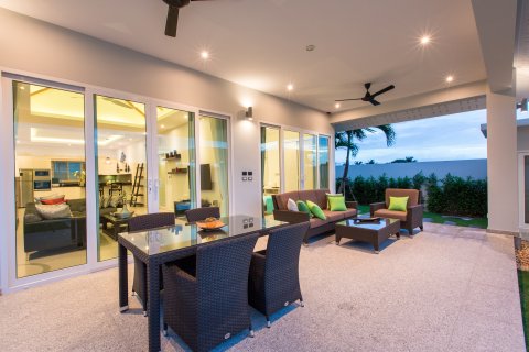 Villa in Hua Hin, Thailand 3 Schlafzimmer № 221776 - Foto 23