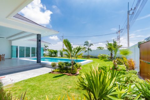 Villa in Hua Hin, Thailand 3 Schlafzimmer № 221775 - Foto 3