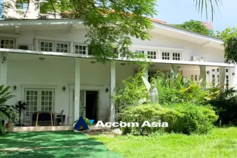 House in Watthana, Bangkok, Thailand 3 bedrooms № 216899