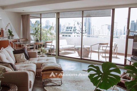 Condo in Watthana, Bangkok, Thailand, 2 bedrooms № 216902