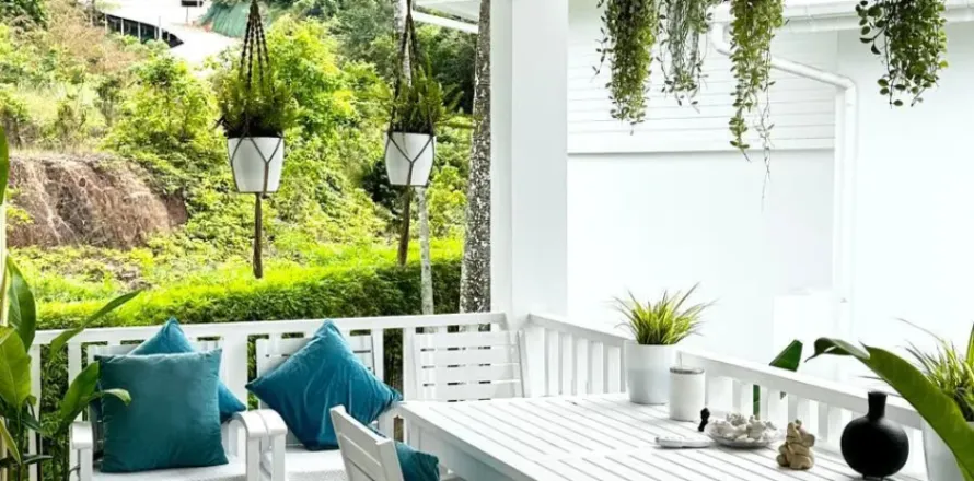 Studio in the Condo in Phuket, Thailand  № 156104