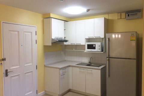 Студия в кондо в Патхум Ване, Бангкок, Таиланд № 156107 - фото 4