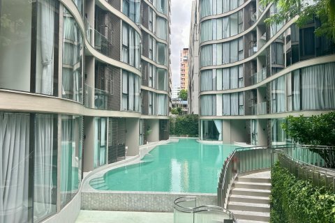 Studio dans le Condo à Khlong Toei, Bangkok, Thaïlande  № 164262 - photo 11