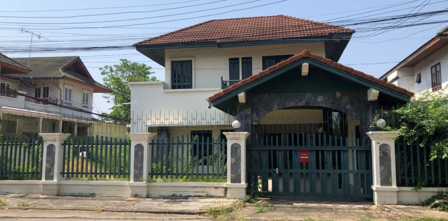 House in Ban Lam Luk Ka, Thailand 3 bedrooms № 164260