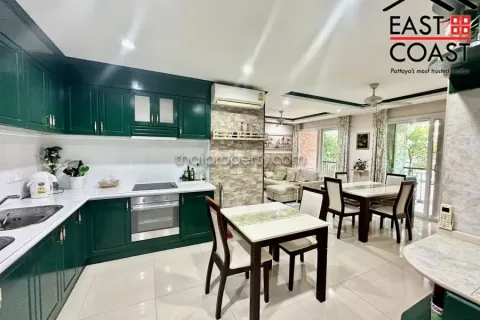 Condominio de 2 dormitorios en Jomtien Beach, Pattaya, Tailandia № 213293 - foto 4