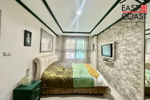 Condominio de 2 dormitorios en Jomtien Beach, Pattaya, Tailandia № 213293 - foto 10