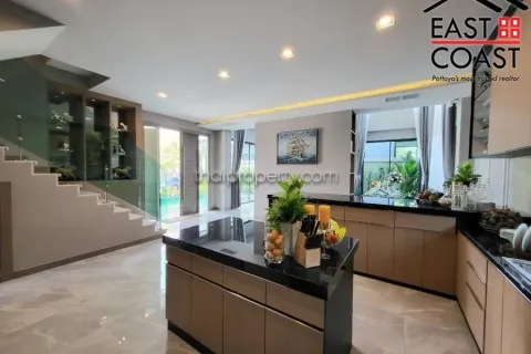 Casa de 3 dormitorios en Pattaya, Tailandia № 213297 - foto 10