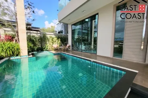 Casa de 3 dormitorios en Pattaya, Tailandia № 213297 - foto 2