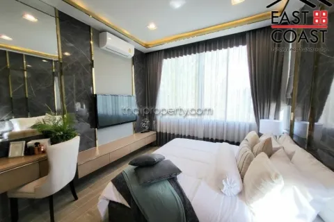 Casa de 3 dormitorios en Pattaya, Tailandia № 213297 - foto 20