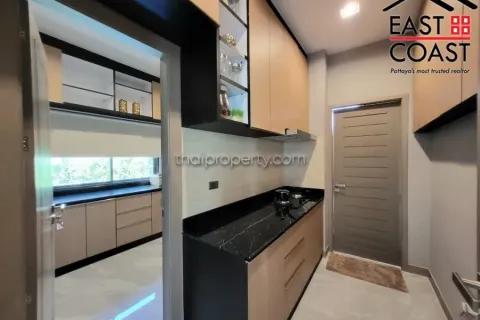 Casa de 3 dormitorios en Pattaya, Tailandia № 213297 - foto 15
