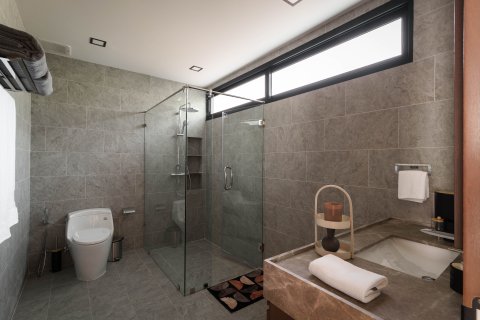 Villa in Phuket, Thailand 3 bedrooms № 162166 - photo 17