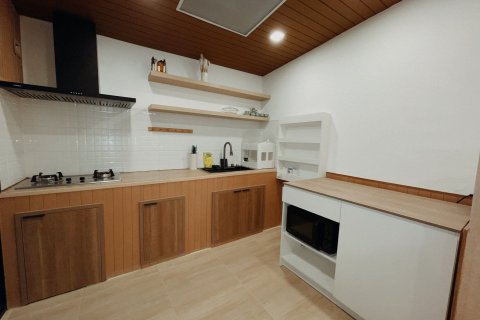 House in Bang Kapi, Bangkok, Thailand 3 bedrooms № 162170 - photo 3