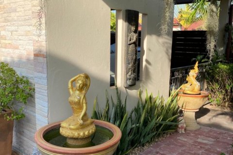 House in Pattaya, Thailand 2 bedrooms № 163966 - photo 16