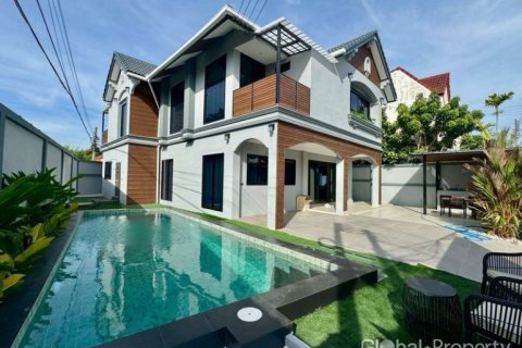 Дом в Паттайе, Таиланд с 5 спальнями  № 163967