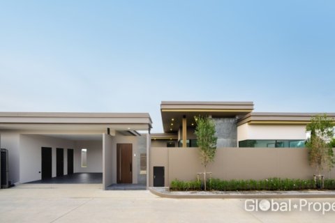 Дом в Паттайе, Таиланд с 3 спальнями  № 163963