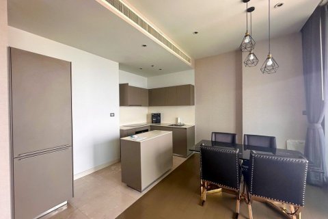 Кондоминиум с 2 спальнями в Патхум Ване, Бангкок, Таиланд № 136937 - фото 4