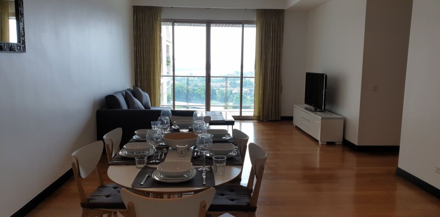 Кондоминиум с 3 спальнями в Ян Наве, Бангкок, Таиланд № 136940