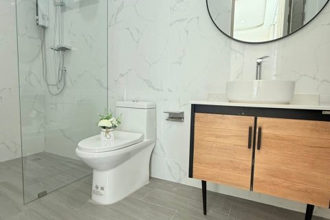 Villa in Pattaya, Thailand 4 bedrooms № 147059 - photo 14