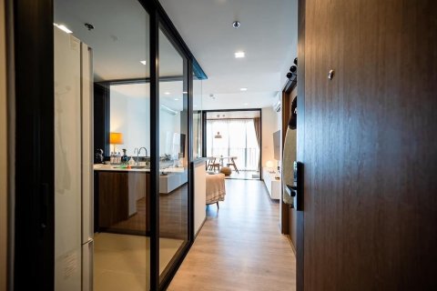 Кондоминиум с 2 спальнями в Чатучаке, Бангкок, Таиланд № 147061 - фото 6