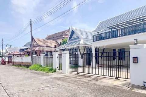 Maison à Chalong, Thaïlande 3 chambres № 156312 - photo 2