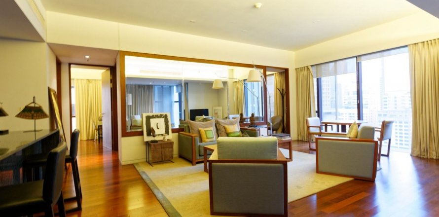 Кондоминиум с 2 спальнями в Патхум Ване, Бангкок, Таиланд № 145198