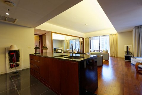 Кондоминиум с 2 спальнями в Патхум Ване, Бангкок, Таиланд № 145198 - фото 6