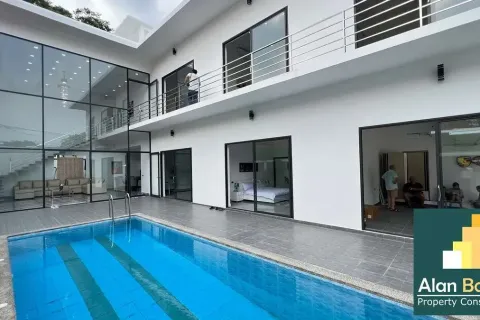 Casa de 6 dormitorios en Pattaya, Tailandia № 210998 - foto 23