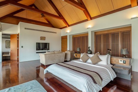 Villa in Phuket, Thailand 4 bedrooms № 161947 - photo 24
