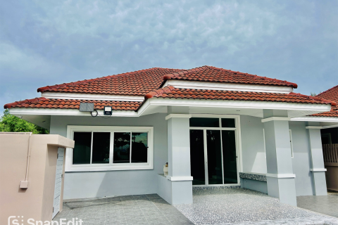 Вилла в Хуа Хине, Таиланд с 3 спальнями  № 151867 - фото 1