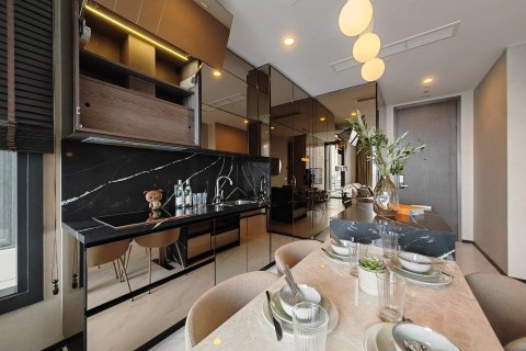 Кондоминиум с 2 спальнями в Клонг Тоэй, Бангкок, Таиланд № 154352 - фото 2