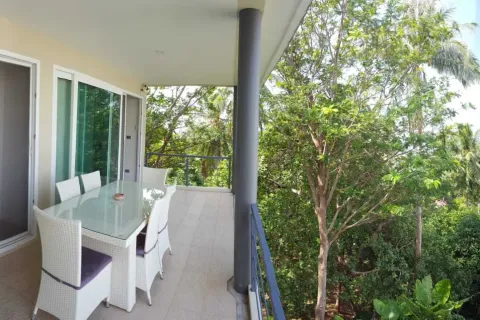 Condo in Phuket, Thailand, 2 bedrooms № 154348 - photo 3