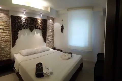 Condo in Phuket, Thailand, 2 bedrooms № 154348 - photo 12