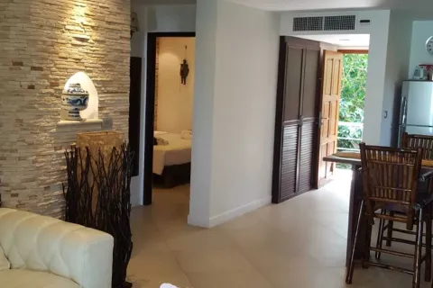 Condo in Phuket, Thailand, 2 bedrooms № 154348 - photo 14