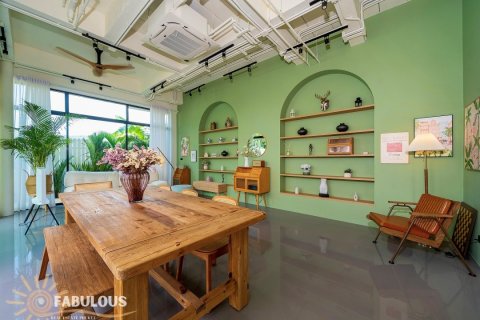 Villa in Bang Tao, Thailand 4 bedrooms № 179524 - photo 4