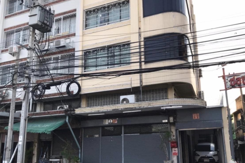 Maison à Bangkok, Thaïlande 5 chambres № 189466