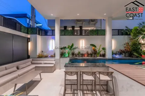 Casa de 5 dormitorios en Jomtien Beach, Pattaya, Tailandia № 212591 - foto 13