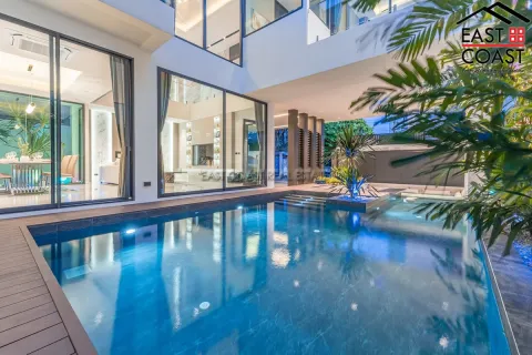 Casa de 5 dormitorios en Jomtien Beach, Pattaya, Tailandia № 212591 - foto 6