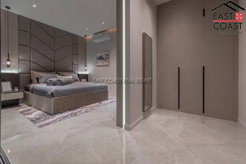 Casa de 5 dormitorios en Jomtien Beach, Pattaya, Tailandia № 212591 - foto 9