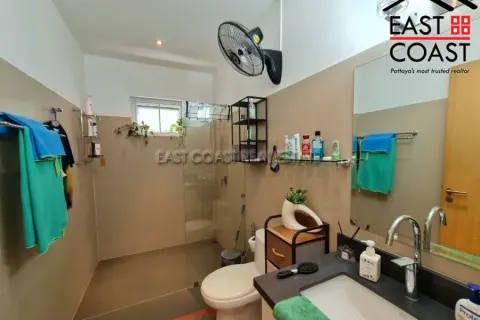 Casa de 3 dormitorios en Pattaya, Tailandia № 212597 - foto 15