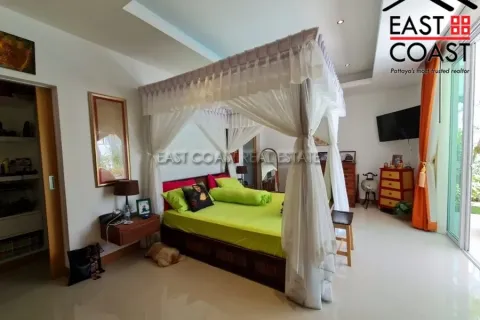 Casa de 3 dormitorios en Pattaya, Tailandia № 212597 - foto 7