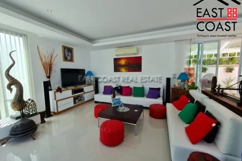 Casa de 3 dormitorios en Pattaya, Tailandia № 212597 - foto 25