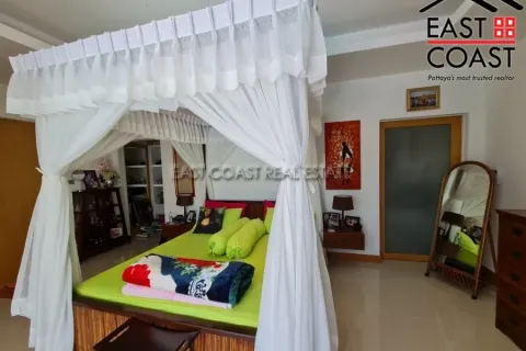 Casa de 3 dormitorios en Pattaya, Tailandia № 212597 - foto 6