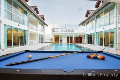 Commercial property in Pattaya, Thailand № 170357 - photo 8