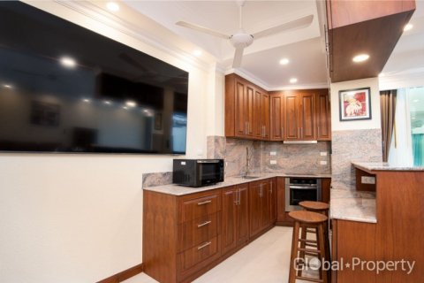 Commercial property in Pattaya, Thailand № 170357 - photo 11