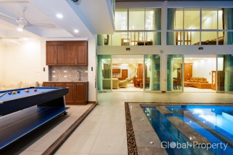 Commercial property in Pattaya, Thailand № 170357 - photo 9