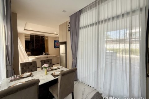 House in Pattaya, Thailand 3 bedrooms № 170355 - photo 18