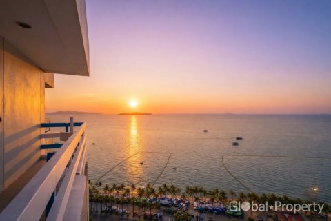 Кондоминиум с 2 спальнями в Паттайе, Таиланд № 170356