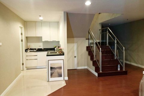 Кондоминиум с 5 спальнями в Хуай Кванге, Бангкок, Таиланд № 164627 - фото 19