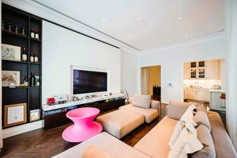 Condo in Bangkok, Thailand, 3 bedrooms  № 180510 - photo 3