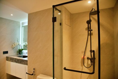 Condo in Bangkok, Thailand, 4 bedrooms  № 180509 - photo 15